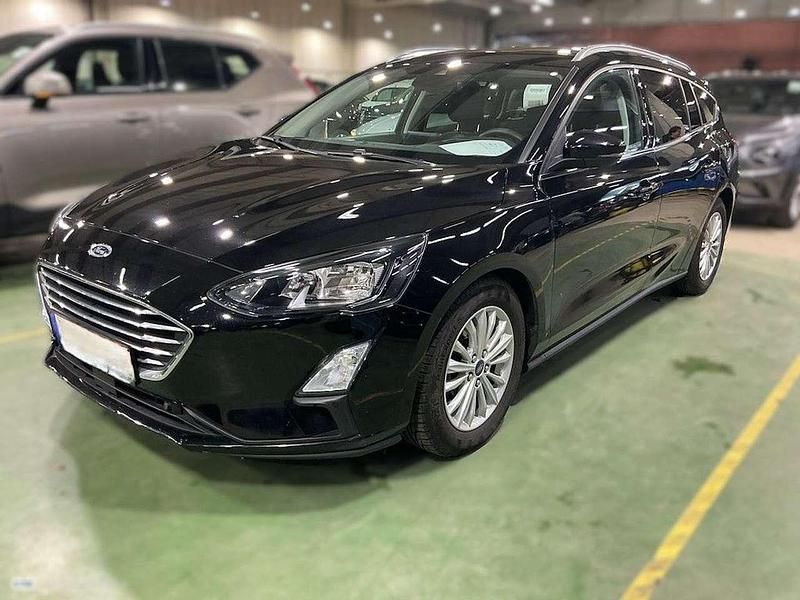 Obsidianschwarz metallic Gebraucht 2020 Ford Focus Titanium X Kombi | 17.490 € (Fairer Preis) - Bild 1/4
