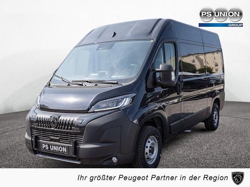Grau graphito Neu 2025 Peugeot Boxer Van | 35.900 € (Teuer) - Bild 1/4