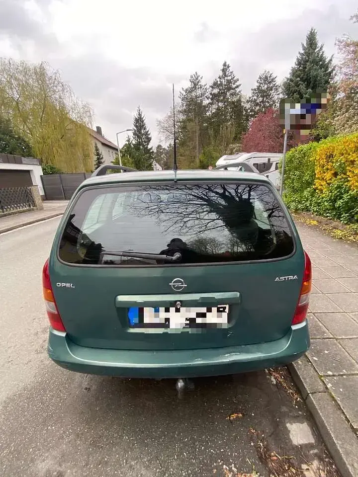 Gebraucht Opel Astra 101 PS (74 kW) 2003 Blau Kombi