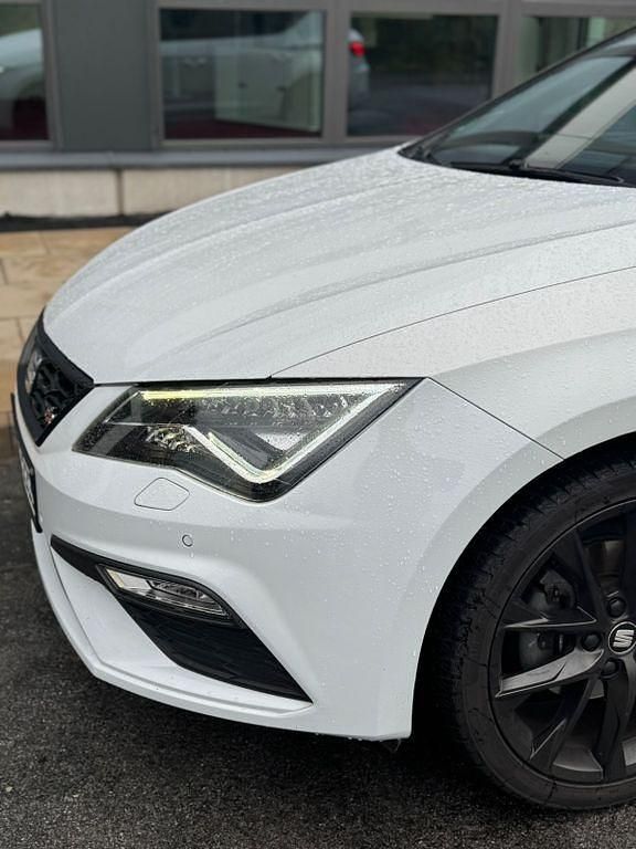 Gebraucht Seat Leon FR 131 PS (96 kW) 2020 Weiß Limousine