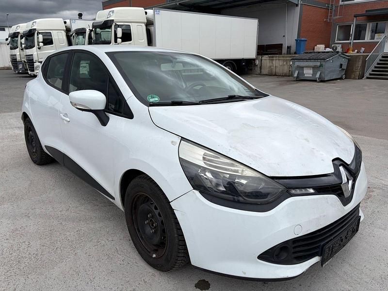 Gebraucht Renault Clio IV Dynamique 73 PS (53 kW) 2013 Weiß Kleinwagen
