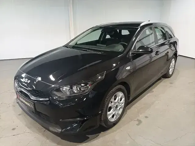 Gebraucht Kia Ceed Sportswagon Vision 160 PS (117 kW) 2023 Schwarz Kombi
