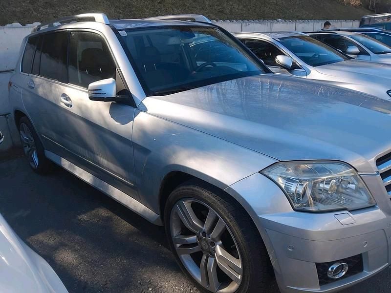 Gebraucht Mercedes GLK320 225 PS (165 kW) 2009 SUV