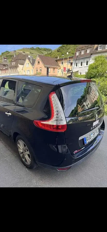 Gebraucht Renault Scénic III 140 PS (102 kW) 2011 Schwarz Kombi
