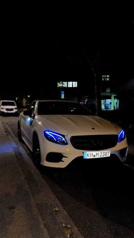 Weiß Gebraucht 2019 Mercedes E200 AMG line Cabrio | 31.000 € (Superpreis) - Bild 1/4