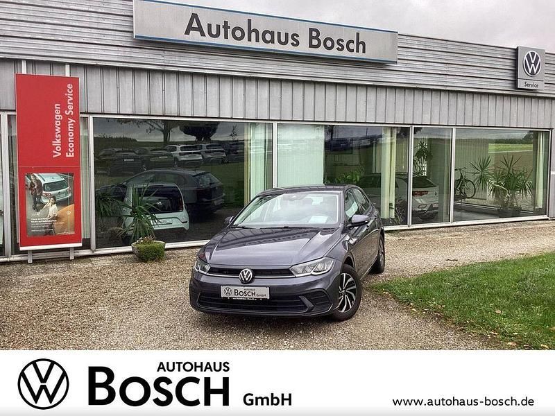 Rauchgrau Gebraucht 2022 VW Polo Life Limousine | 13.650 € (Guter Preis) - Bild 1/4