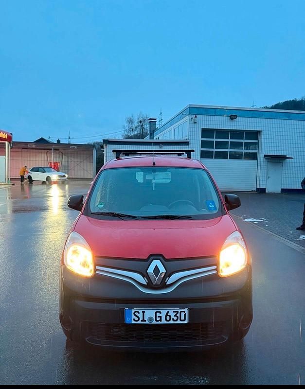 Gebraucht Renault Kangoo 75 PS (55 kW) 2014 Rot Van / Kleinbus
