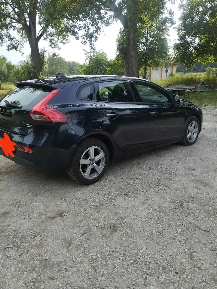 Gebraucht Volvo V40 120 PS (88 kW) 2015 Limousine