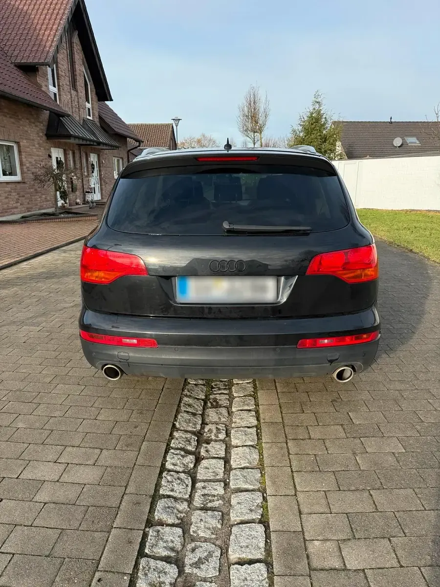 Second-hand Audi Q7 239 CP (175 kW) 2006 Negru SUV