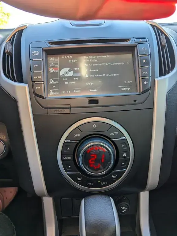 Gebraucht Isuzu D-Max 163 PS (119 kW) 2017 Weiß Pickup