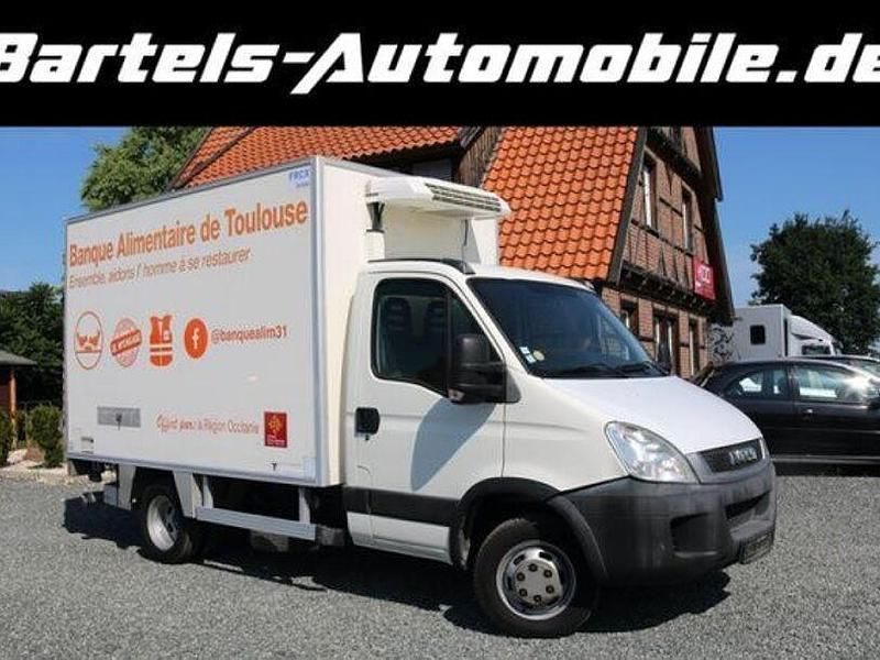 Weiß Gebraucht 2010 Iveco Daily Van | 8.900 € (Teuer) - Bild 1/4