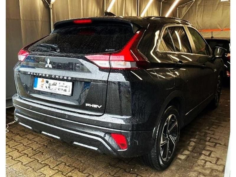 Gebraucht Mitsubishi Eclipse Cross Plus 188 PS (138 kW) 2022 P) (schwarz SUV