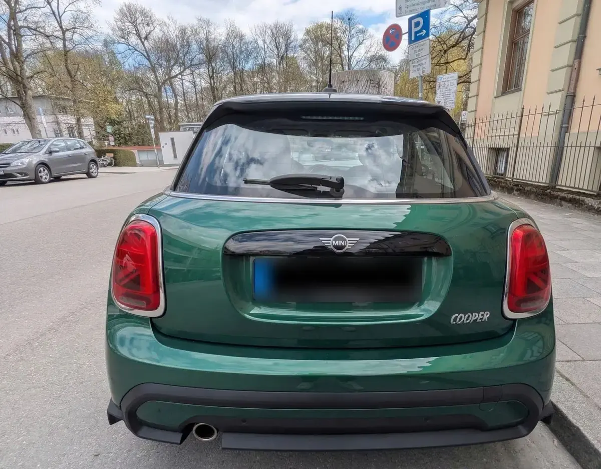 Używany Mini Cooper 136 KM (100 kW) 2022 Zielony Hatchback
