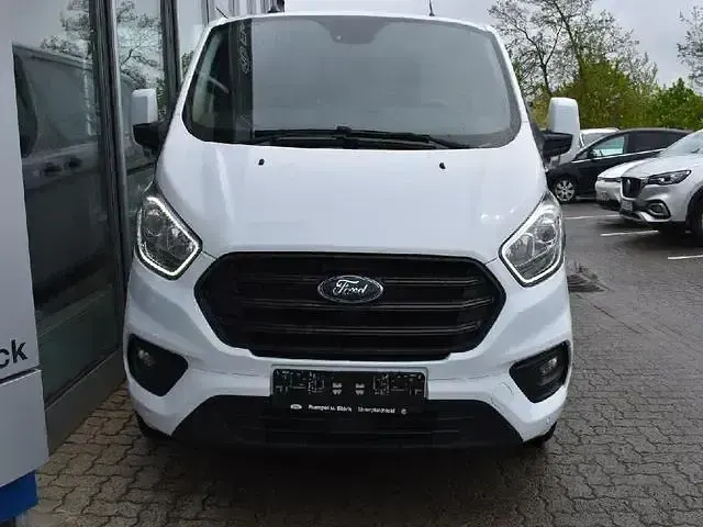 Gebraucht Ford Transit Custom Trend 131 PS (96 kW) 2019 Frostweiß Van