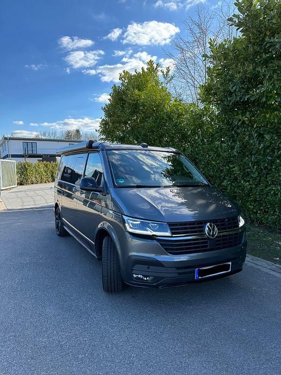 Gebraucht VW California Edition 150 PS (110 kW) 2022 Grau Van
