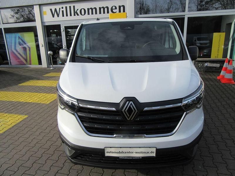 Neu Renault Trafic Komfort 110 PS (80 kW) 2026 Weiß Van / Kleinbus