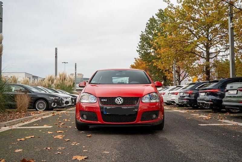 Rot Gebraucht 2005 VW Golf IV GTI Limousine | 6.200 € (Teuer) - Bild 1/4