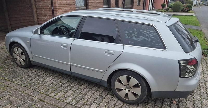 Gebraucht Audi A4 S-Line 131 PS (96 kW) 2001 Silber Kombi