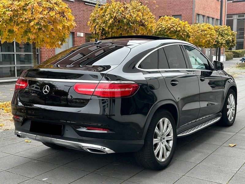 Schwarz Gebraucht 2017 Mercedes GLE350 Coupé | 26.950 € (Guter Preis) - Bild 1/4