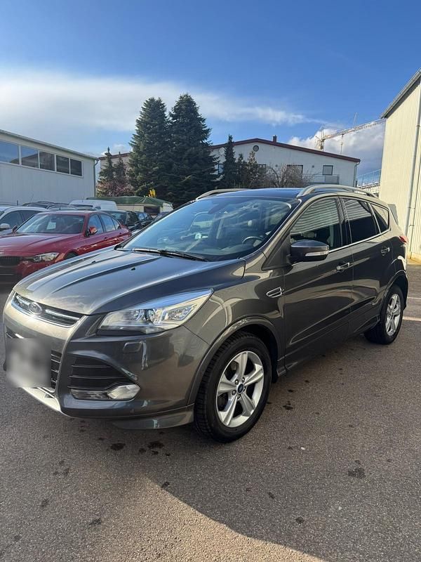 Gebraucht Ford Kuga 163 PS (119 kW) 2014 Schwarz SUV