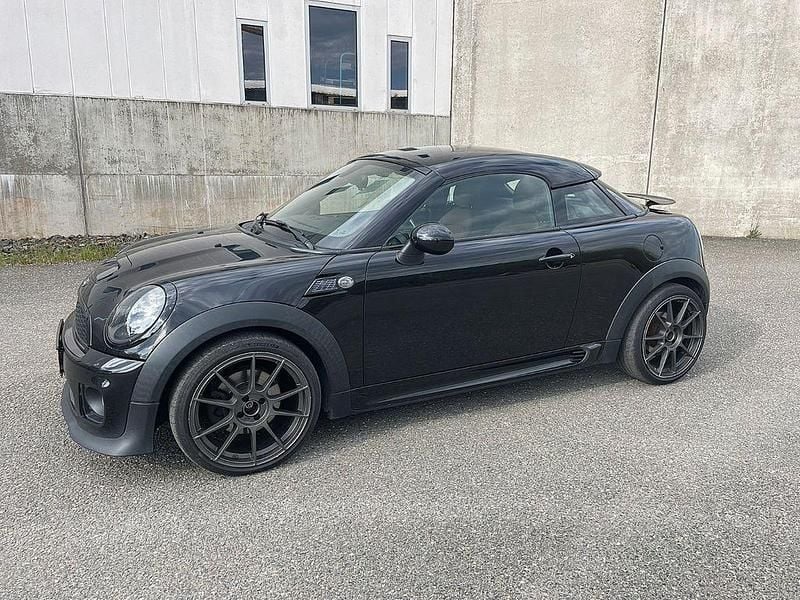 Usado Mini Cooper SD 143 HP (105 kW) 2011 Preto Citadino