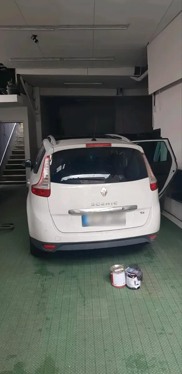 Gebraucht Renault Grand Scénic III Bose Edition 132 PS (97 kW) 2014 Weiß Van / Kleinbus