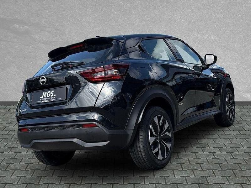 Neu Nissan Juke Acenta 114 PS (83 kW) 2025 Peral black SUV