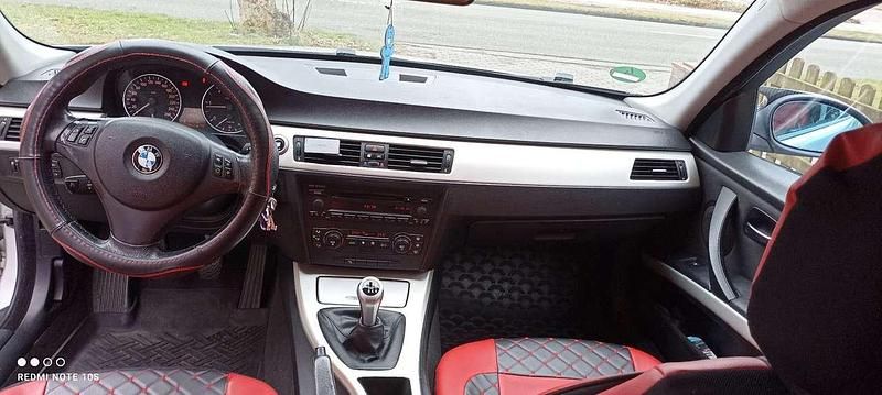 Gebraucht BMW 318 122 PS (89 kW) 2006 Grau Kombi