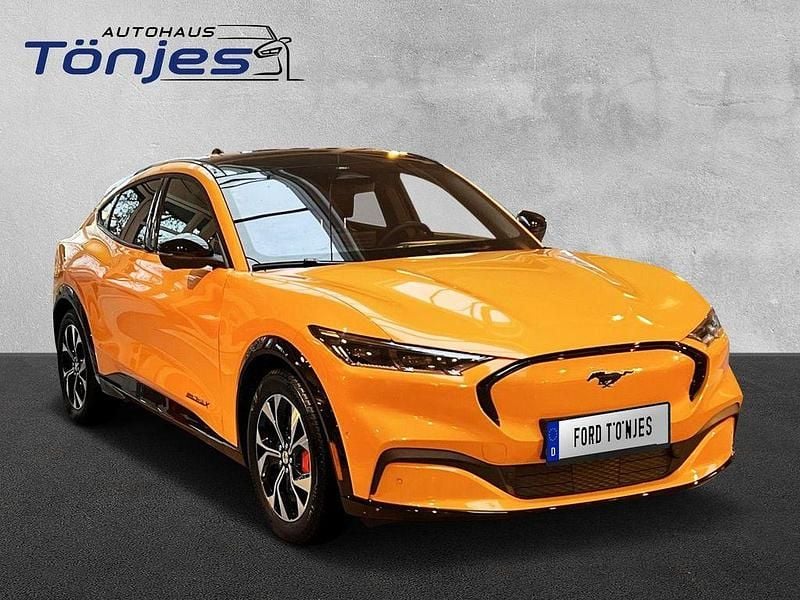 Cyber orange Gebraucht 2022 Ford Mustang Mach-E Premium SUV | 35.980 € (Superpreis) - Bild 1/4