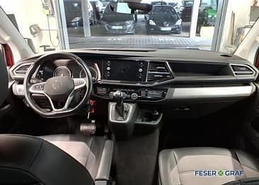 Gebraucht VW Multivan Generation Six 204 PS (150 kW) 2021 Kirschrot Van