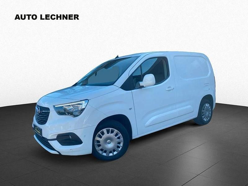 Weiß Gebraucht 2019 Opel Combo Van / Kleinbus | 13.780 € (Guter Preis) - Bild 1/4