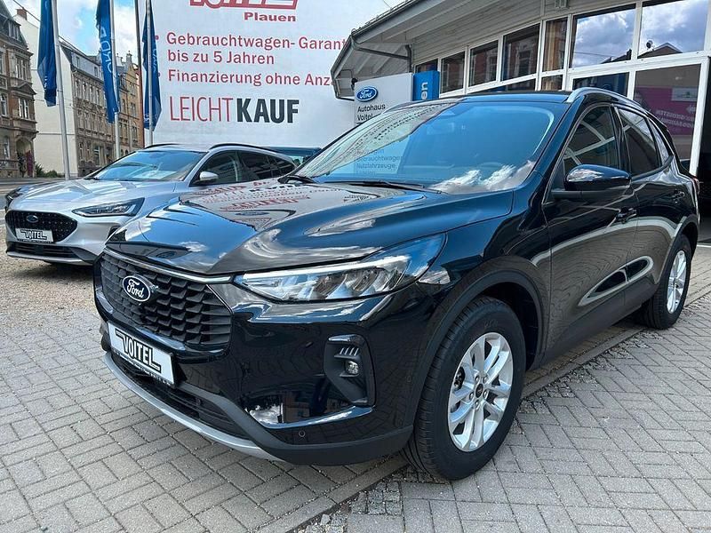Schwarz Neu 2025 Ford Kuga Titanium SUV | 30.490 € (Superpreis) - Bild 1/4