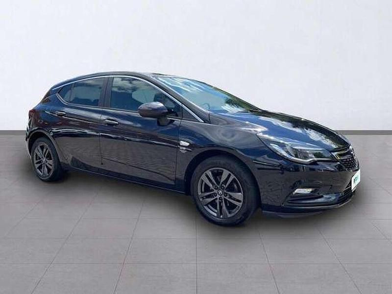 Gebraucht Opel Astra 125 PS (91 kW) 2019 Tiefsee blau Limousine
