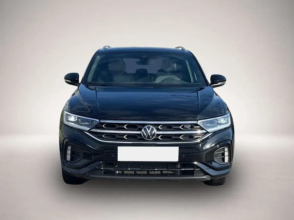 Gebraucht VW T-Roc R-line 150 PS (110 kW) 2025 Grenadillschwarz SUV