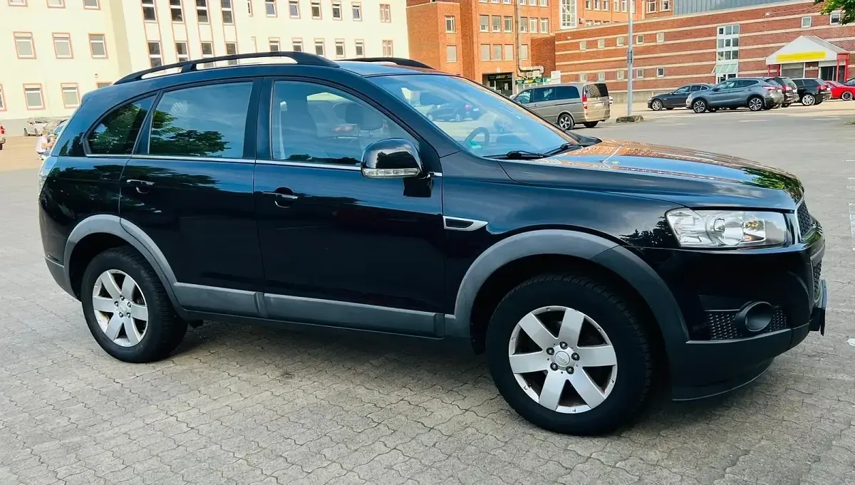 Gebraucht Chevrolet Captiva LT 167 PS (122 kW) 2011 Schwarz SUV