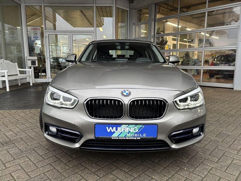Gebraucht BMW 120 Sport Line 177 PS (130 kW) 2016 Silber Kleinwagen