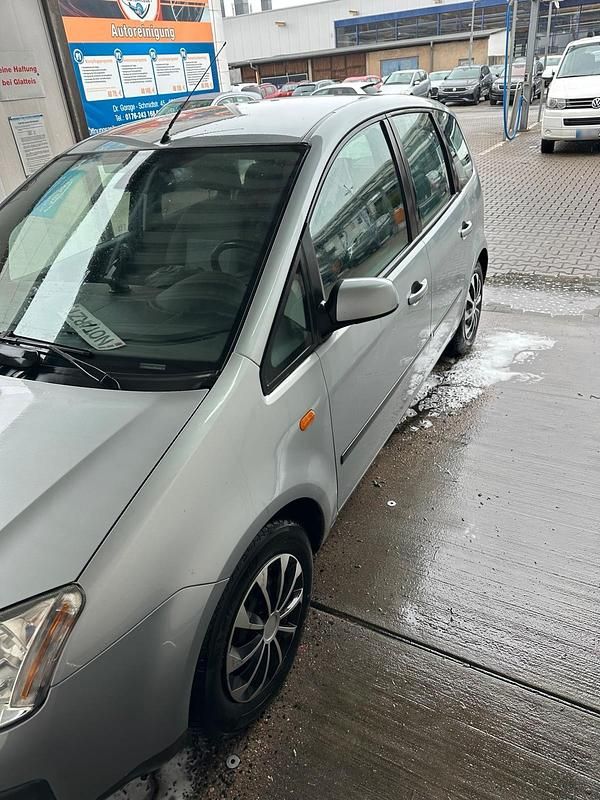 Gebraucht Ford Focus 100 PS (73 kW) 2005 Grau Kleinwagen