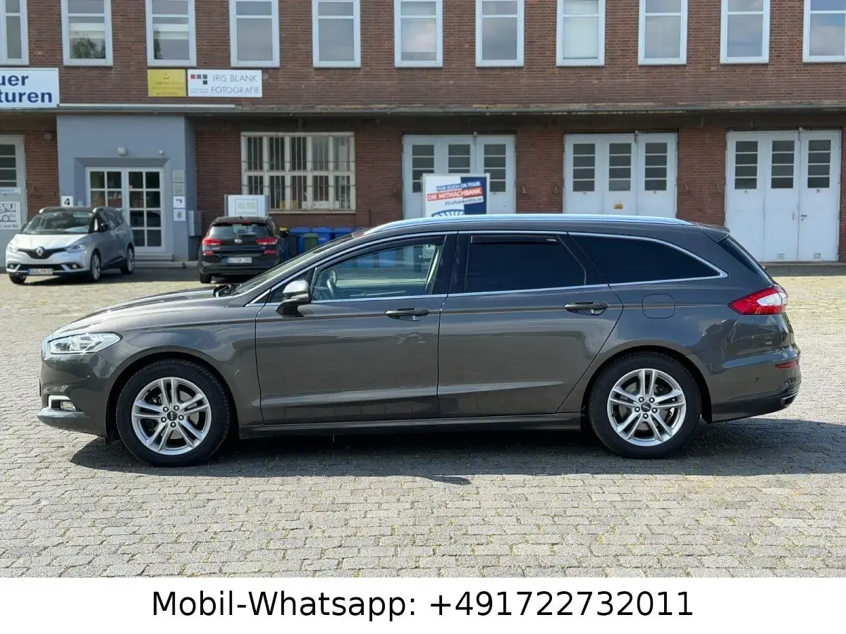 Usado Ford Mondeo Titanium 179 CV (131 kW) 2017 Gris Familiar