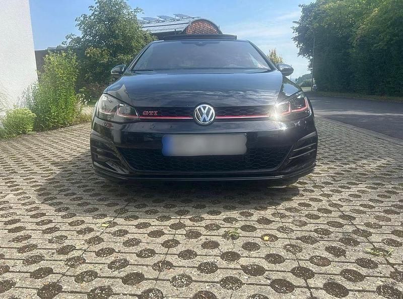 Gebraucht VW Golf VII GTI 245 PS (180 kW) 2017 Schwarz Limousine