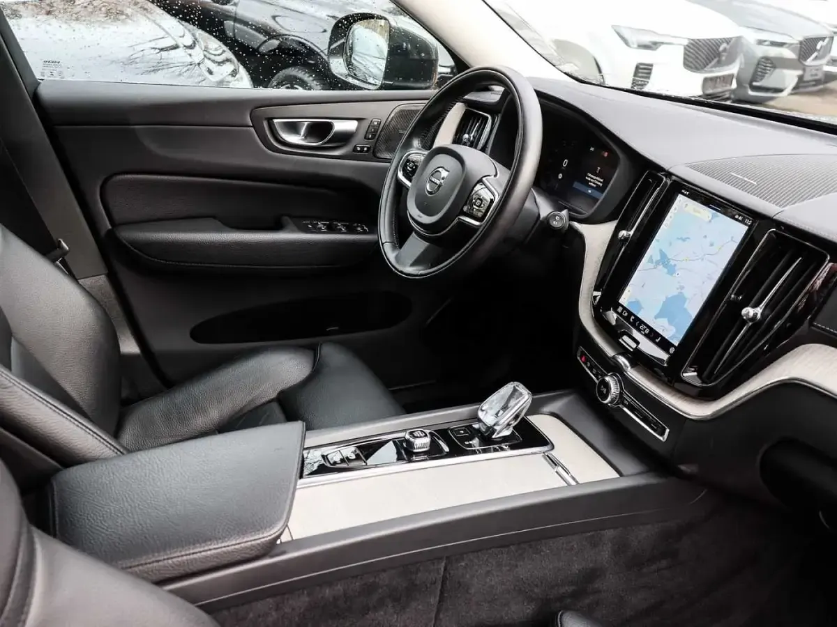 Gebraucht Volvo XC60 Inscription 349 PS (256 kW) 2021 Grau SUV