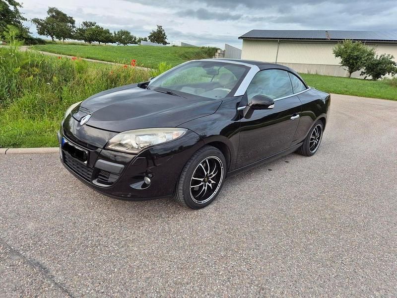 Gebraucht Renault Mégane Cabriolet Luxe 131 PS (96 kW) 2010 Schwarz Cabrio