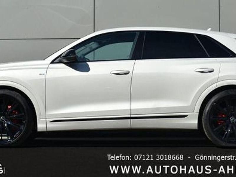 Gebraucht Audi Q8 S-Line 286 PS (210 kW) 2023 Vikunjabeige SUV