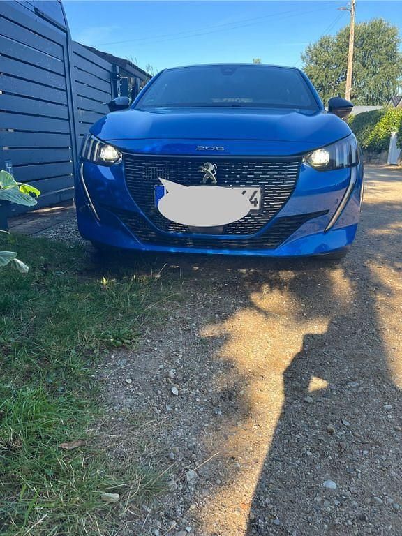 Blau Gebraucht 2020 Peugeot 208 GT Kleinwagen | 15.250 € (Guter Preis) - Bild 1/4