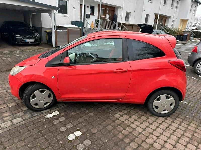 Gebraucht Ford Ka 69 PS (50 kW) 2009 Rot Kleinwagen