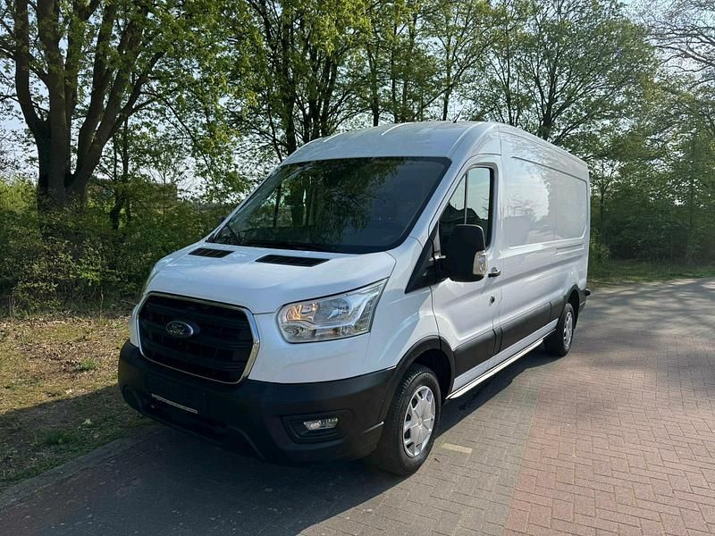 Second-hand Ford Transit 130 CP (95 kW) 2020 Alb Monovolum