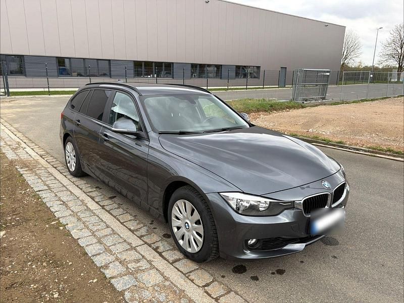 Gebraucht BMW 316 116 PS (85 kW) 2013 Grau Kombi