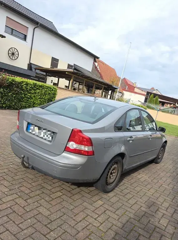 Gebraucht Volvo S40 140 PS (102 kW) 2005 Grau Limousine
