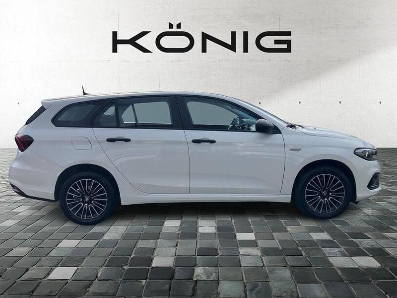 Gebraucht Fiat Tipo 131 PS (96 kW) 2023 Gelatoweiß Kombi