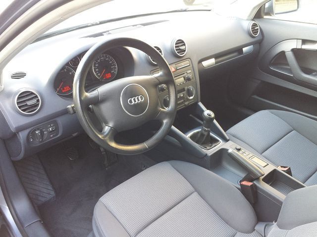 Gebraucht Audi A3 102 PS (75 kW) 2003 Grau metallic Kleinwagen