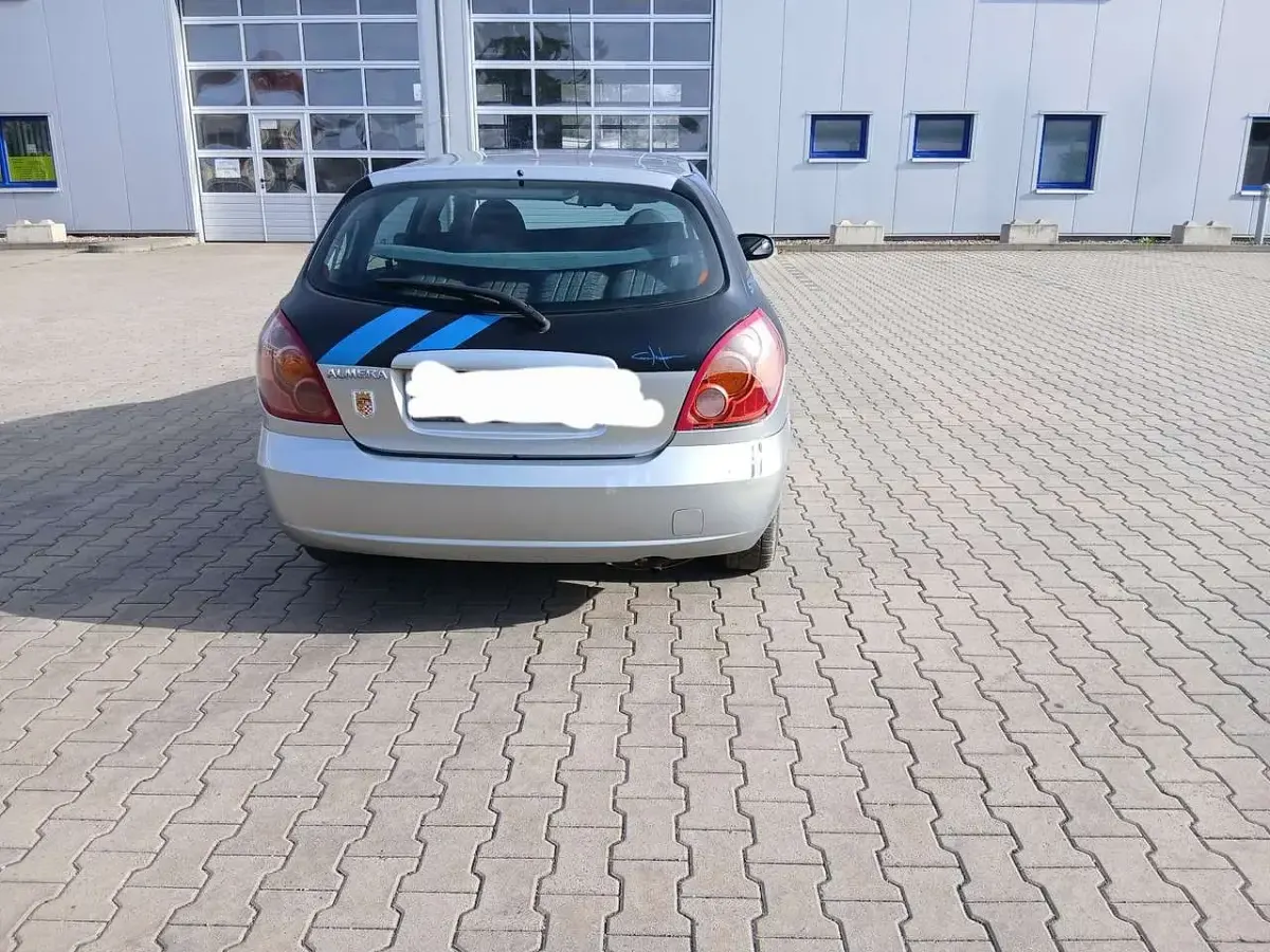 Gebraucht Nissan Almera Visia 98 PS (72 kW) 2006 Silber Limousine